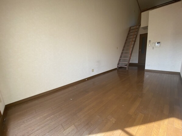 ベルフラワー山野井の物件内観写真